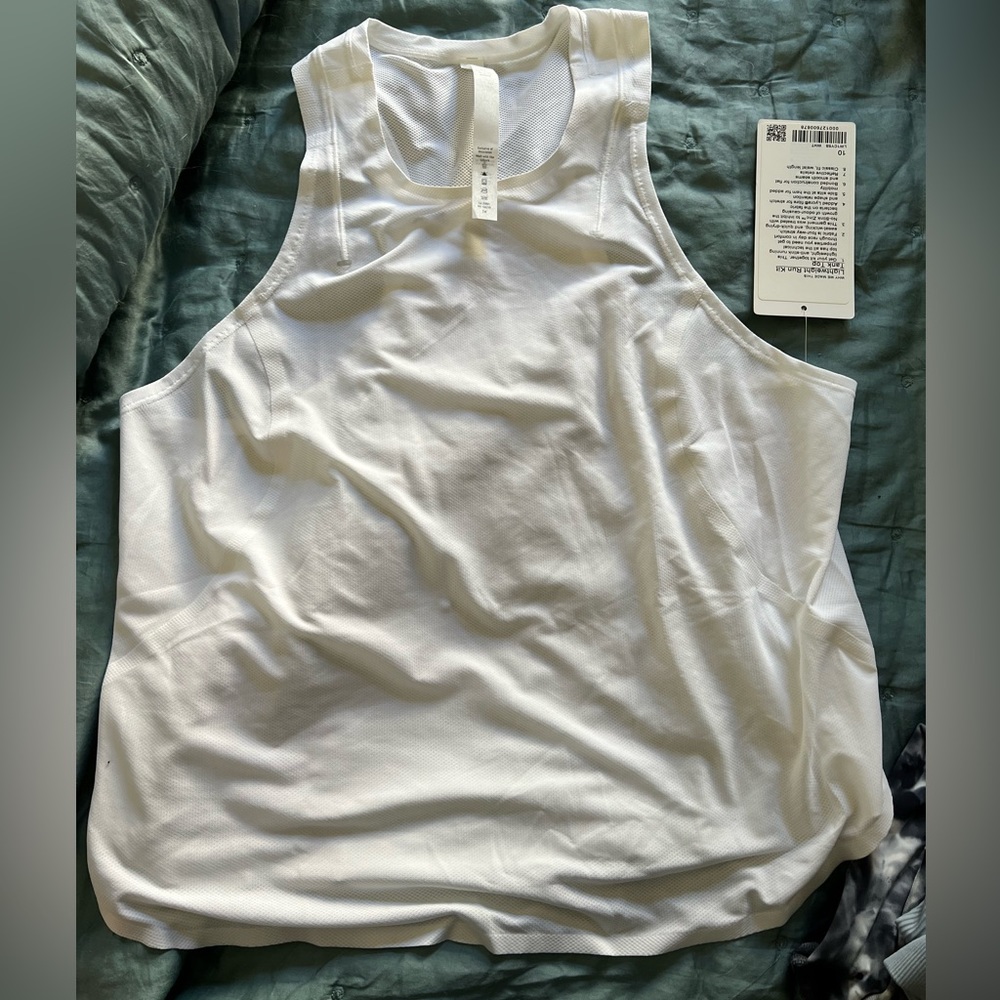 Lululemon Lightweight run kit tank top- 10